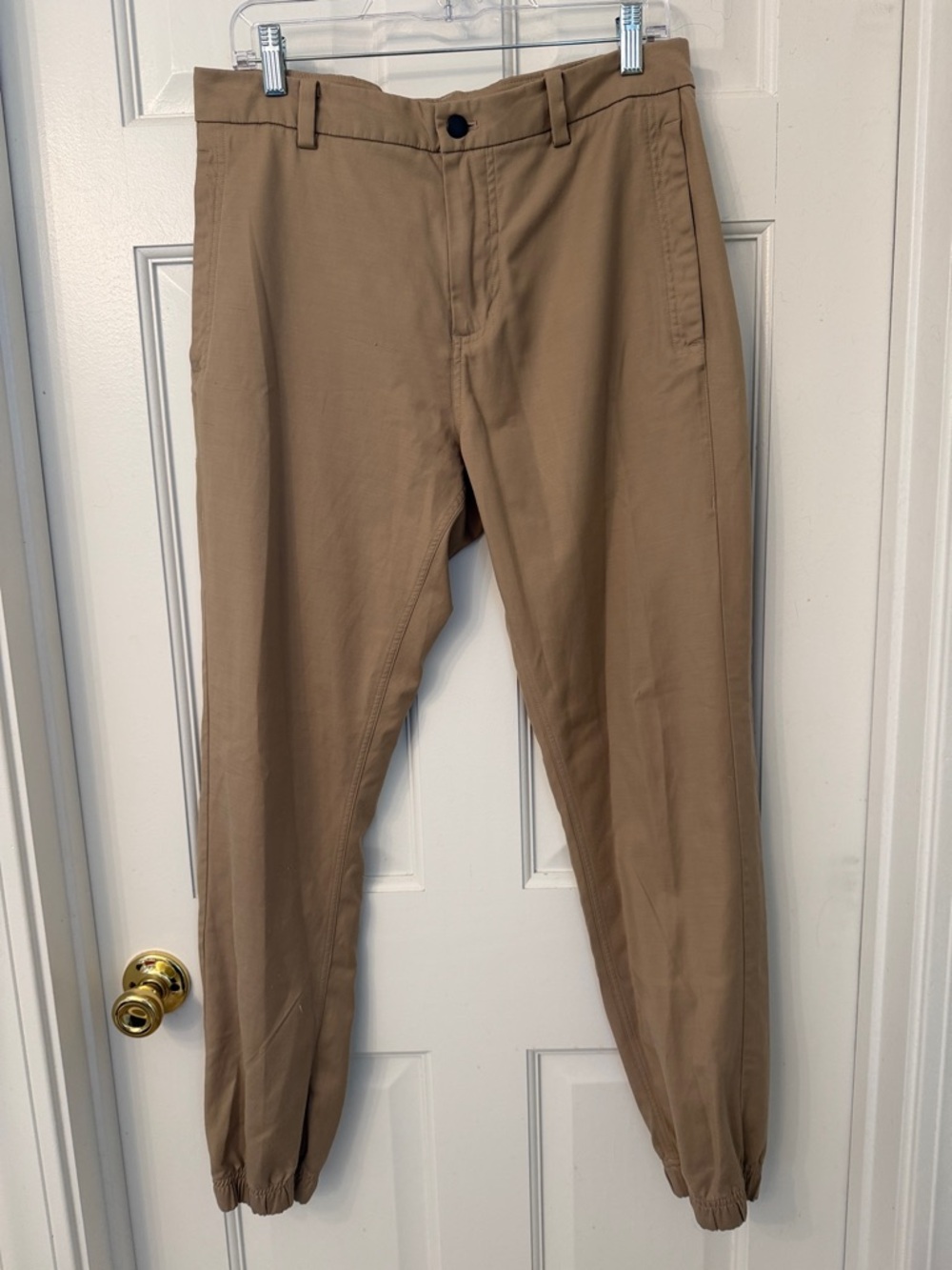 lululemon athletica Men’s Khaki Jogger Pants - Tan